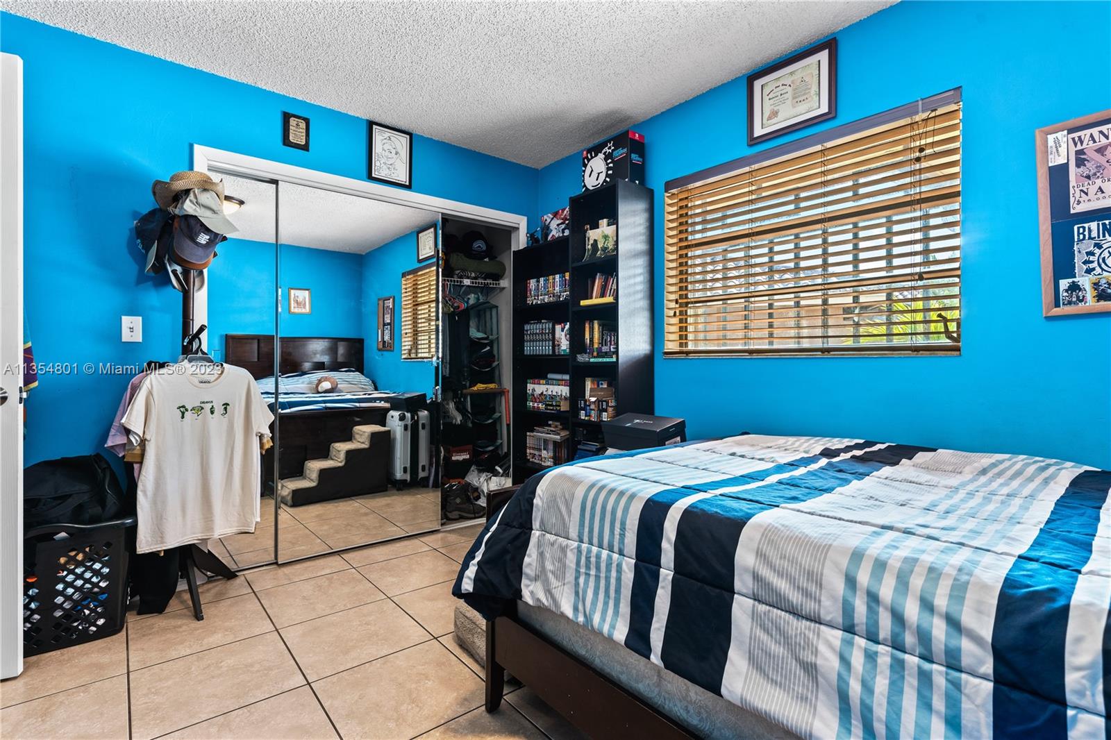 LEOMAR HOMES - Residential