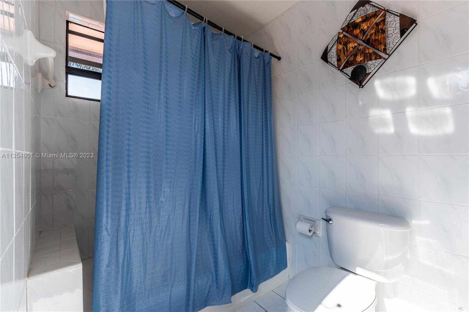LEOMAR HOMES - Residential