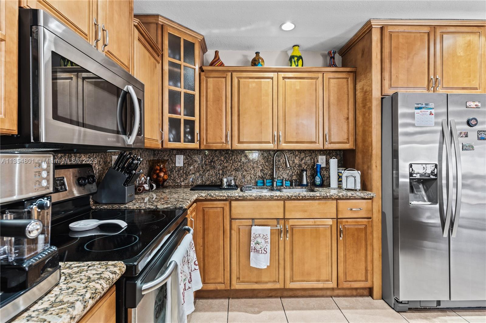 LEOMAR HOMES - Residential