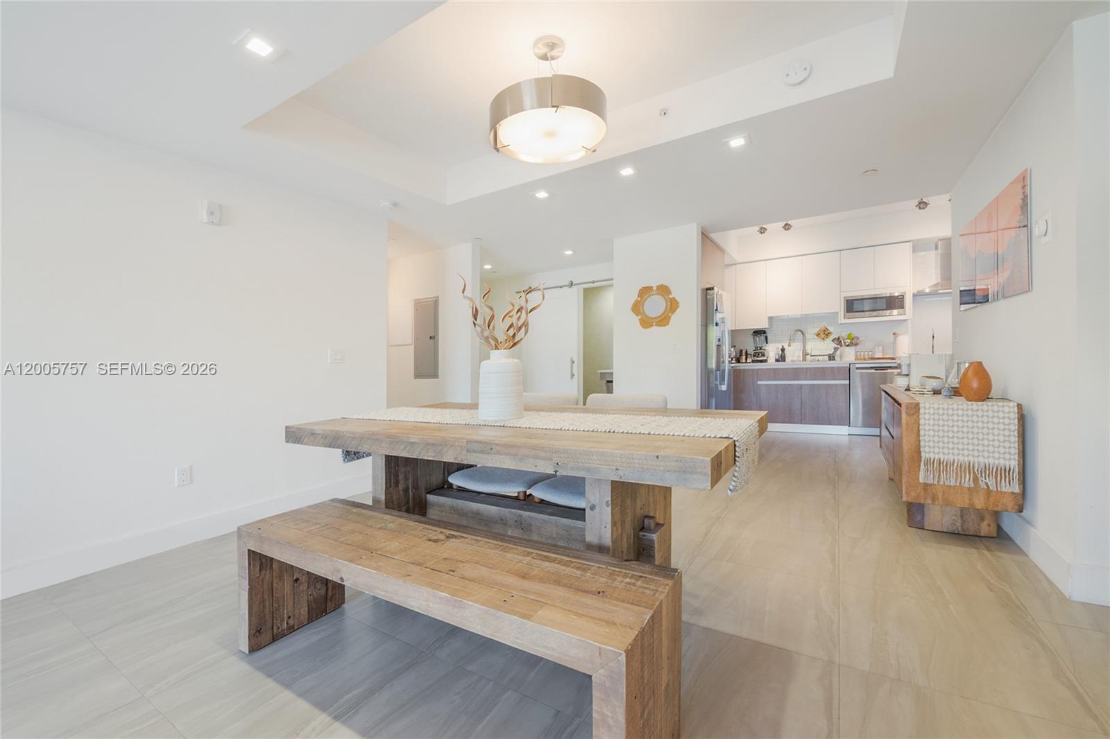 VILLAS AT SALAMANCA CONDO - Residential