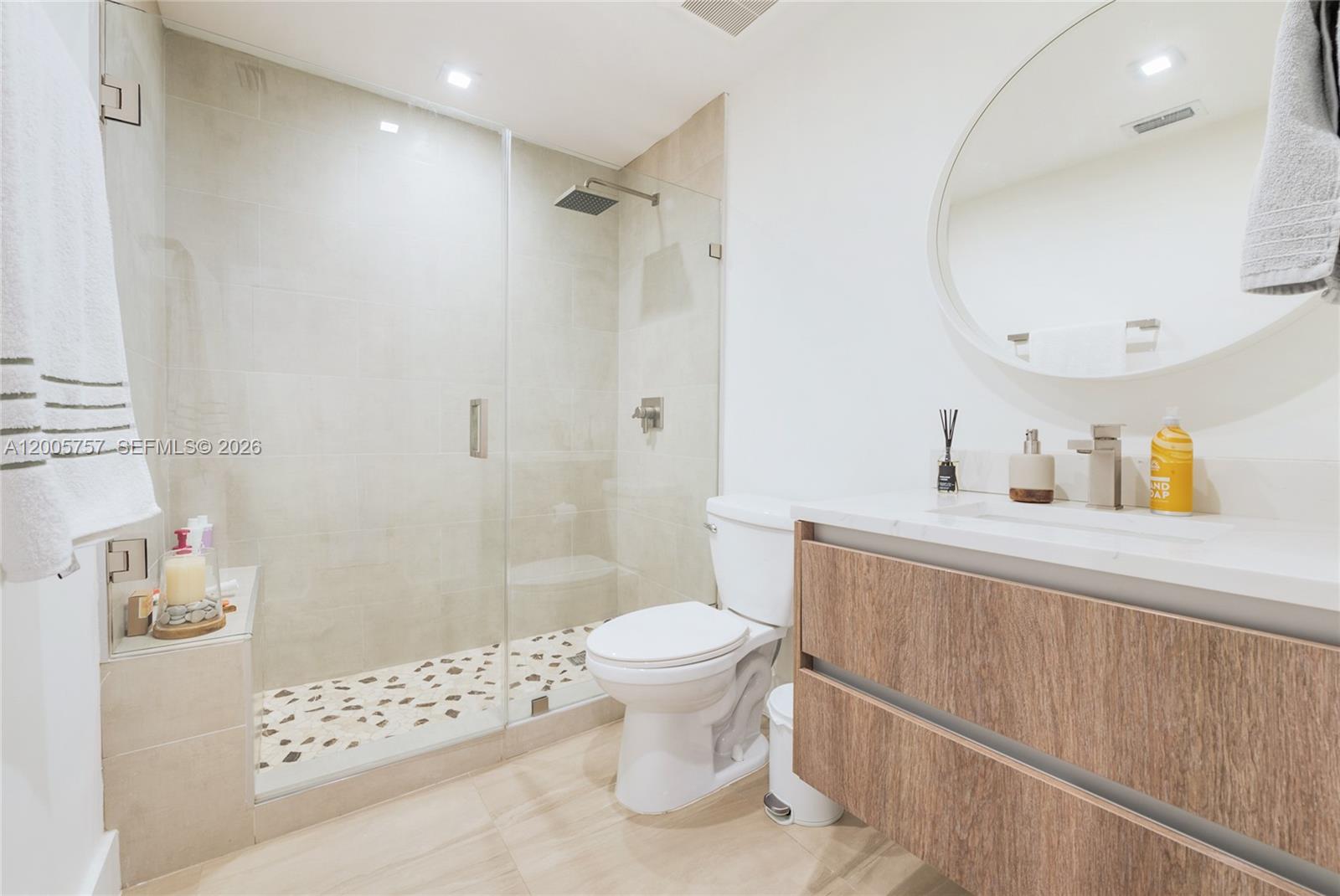 VILLAS AT SALAMANCA CONDO - Residential
