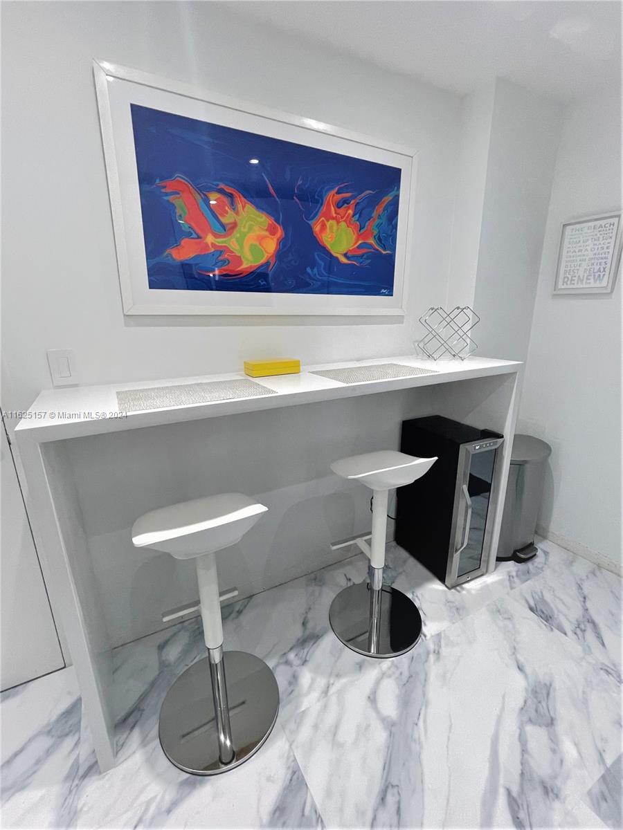 TIDES ON HOLLYWOOD BEACH - Residential