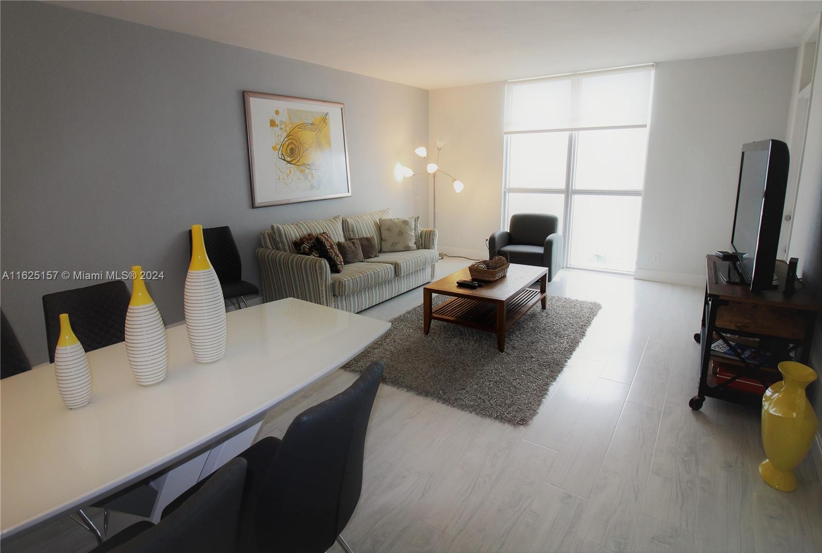 TIDES ON HOLLYWOOD BEACH - Residential