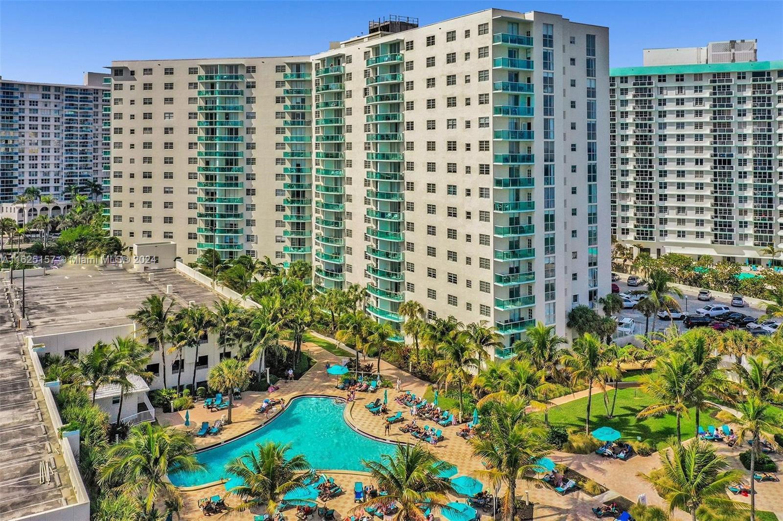 TIDES ON HOLLYWOOD BEACH - Residential