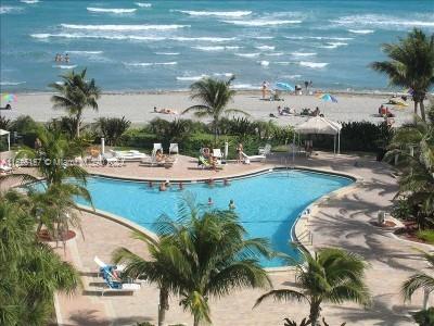 TIDES ON HOLLYWOOD BEACH - Residential