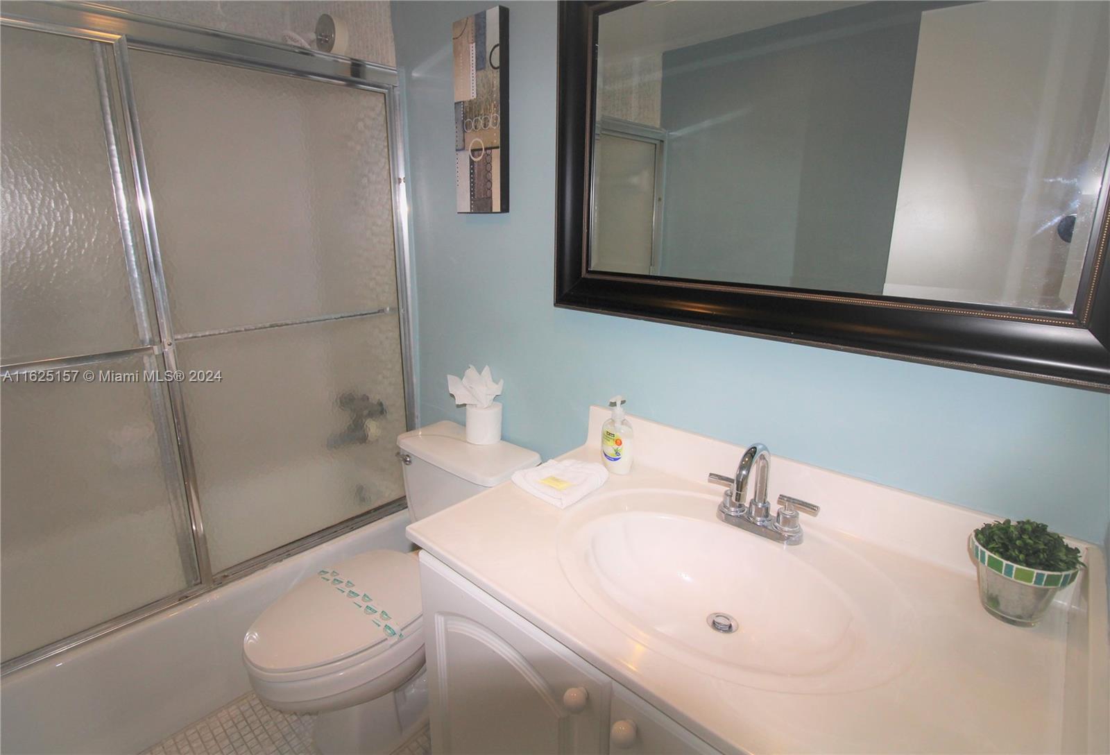 TIDES ON HOLLYWOOD BEACH - Residential