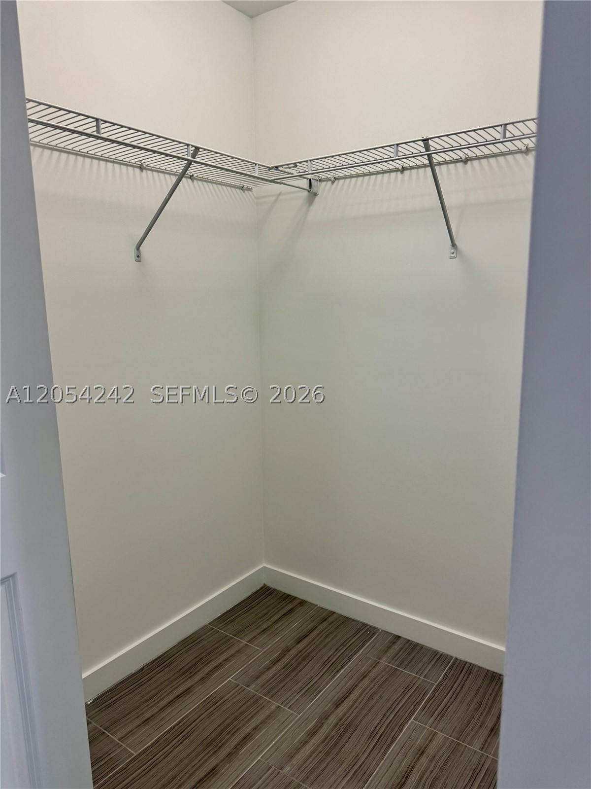 CIRC RESIDENCES - Residential Lease