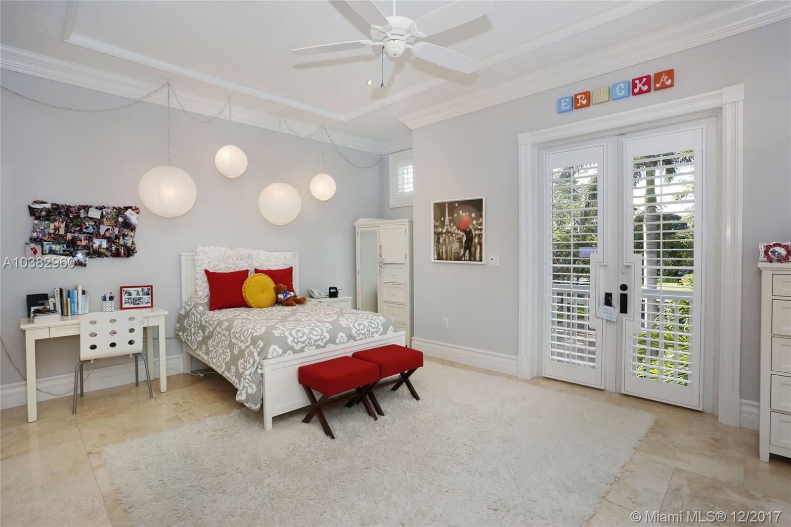 PINE ACRES ESTS - Residential