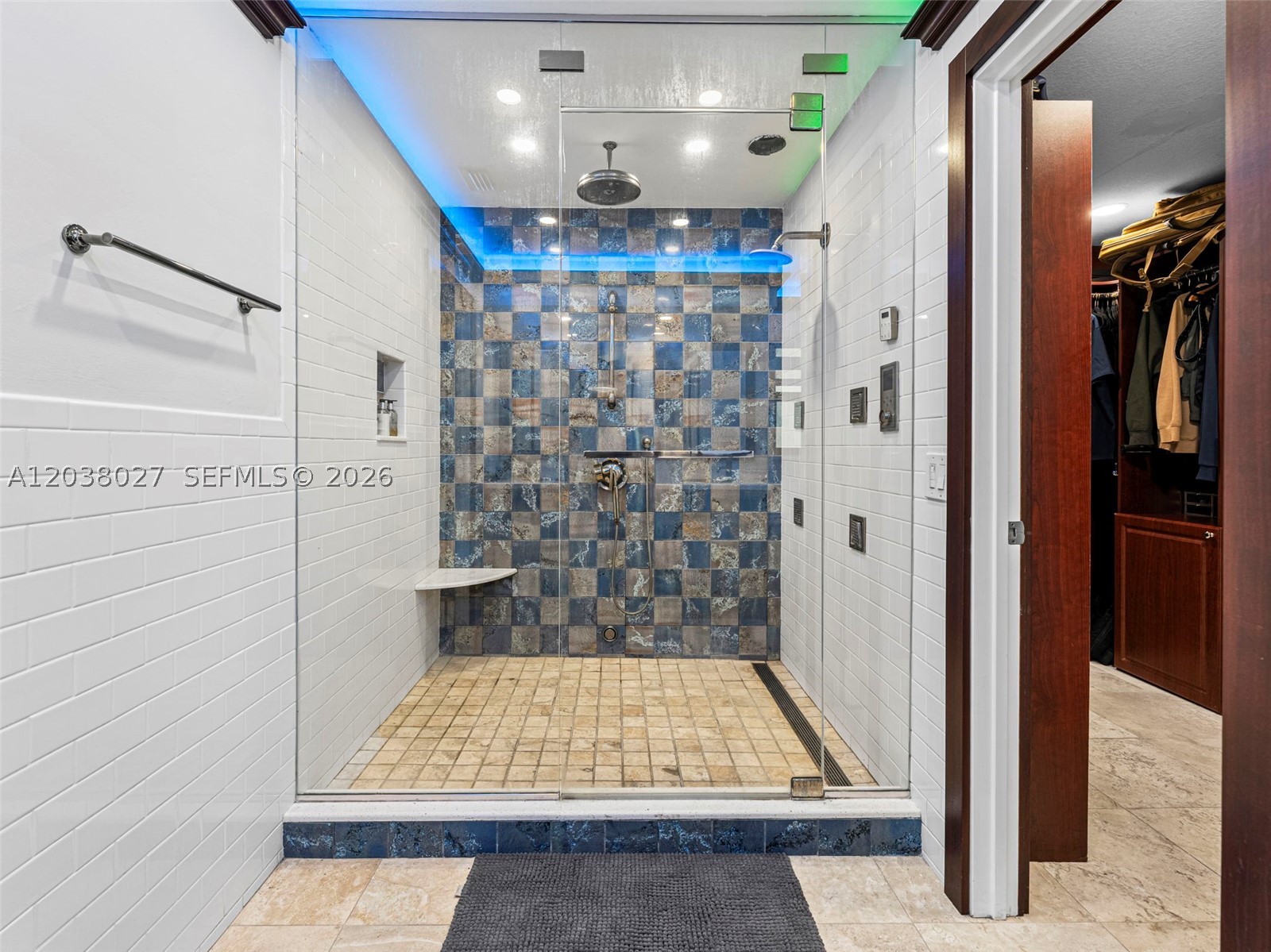 LEDFORD LANDING - Residential