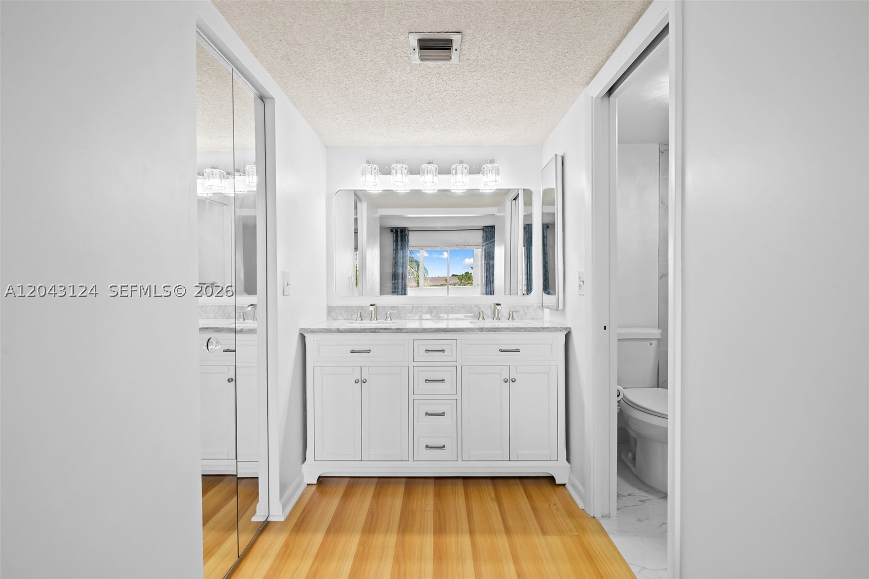 SUNRISE ISLAND CONDOMINIU - Residential