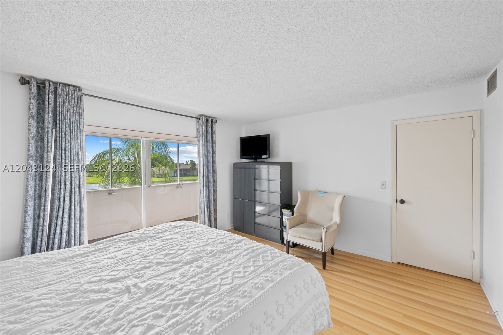 SUNRISE ISLAND CONDOMINIU - Residential