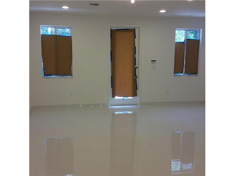 Aventura Place - Residential Lease