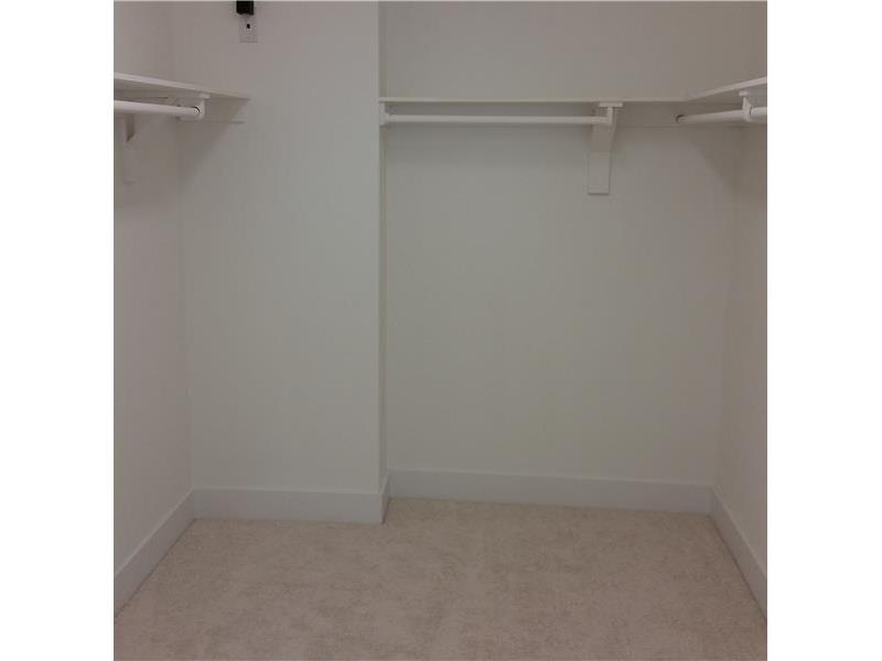 Aventura Place - Residential Lease