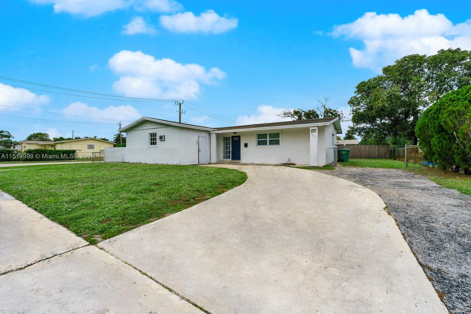 HOLIDAY VILLAGE SEC ONE - Residential
