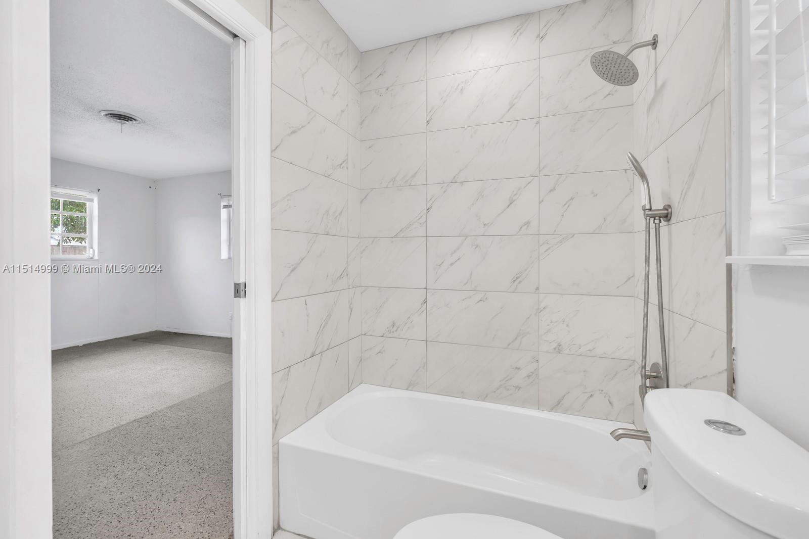 HOLIDAY VILLAGE SEC ONE - Residential