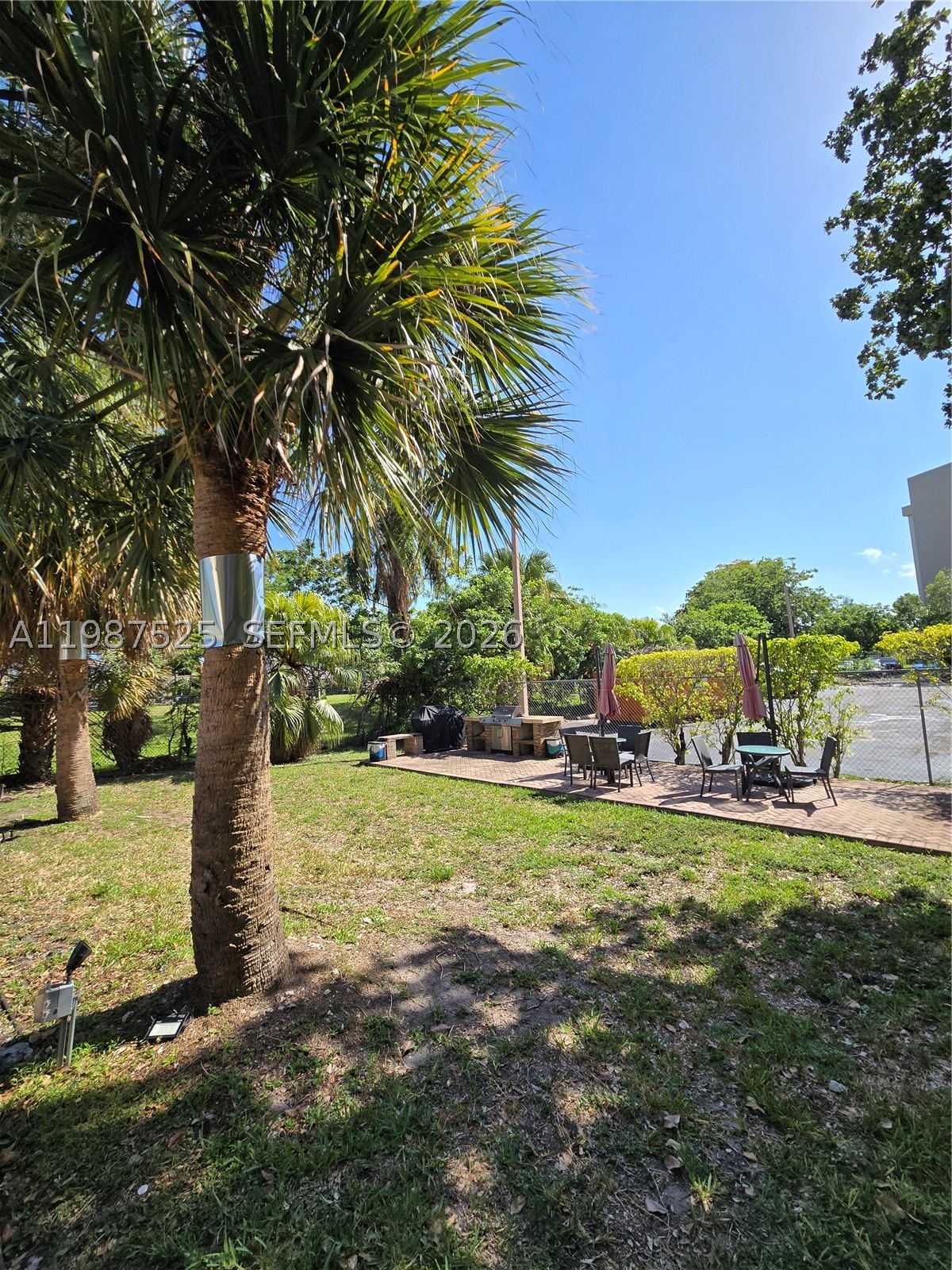 CHANTILLY CONDO - Residential