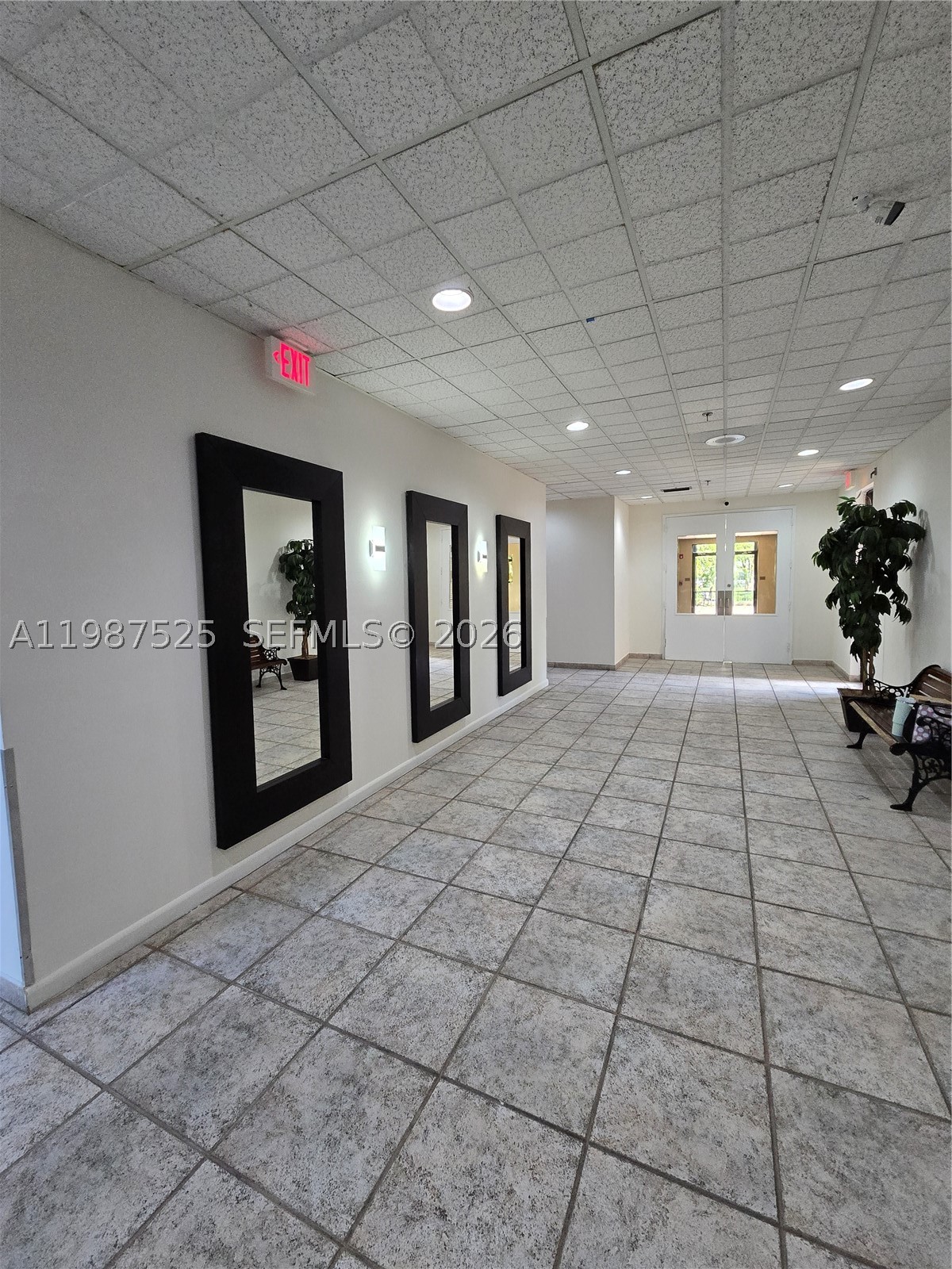 CHANTILLY CONDO - Residential