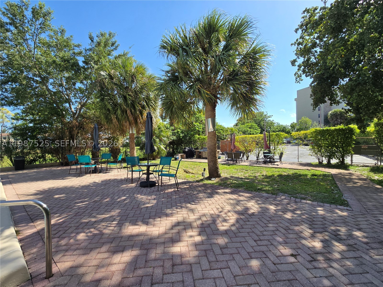 CHANTILLY CONDO - Residential