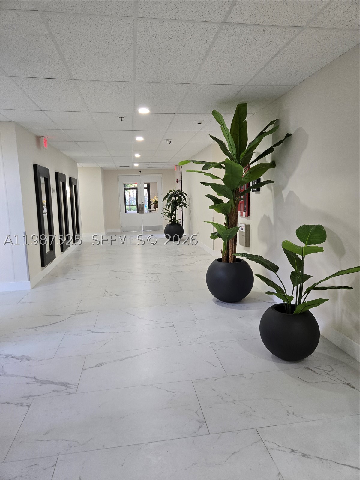 CHANTILLY CONDO - Residential