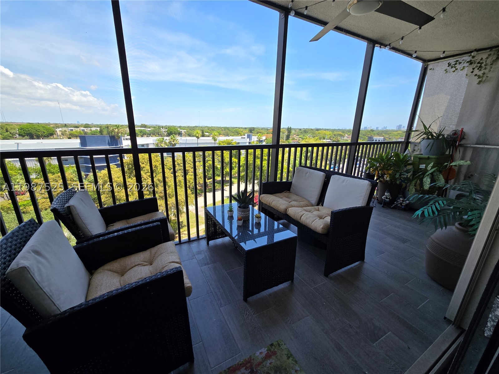 CHANTILLY CONDO - Residential