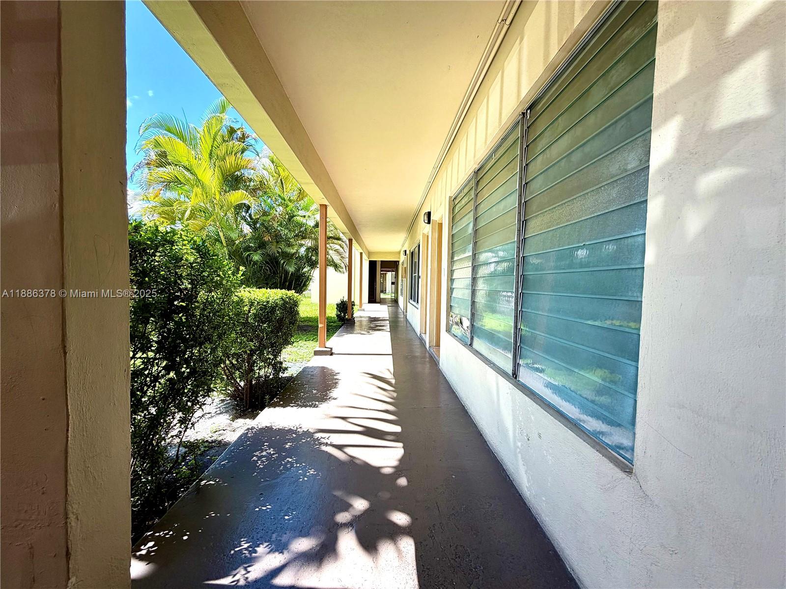 SUTTON HOUSE CONDO - Residential