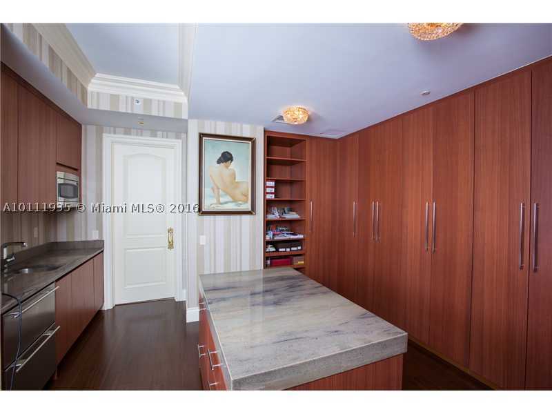 Imported from Italy, no expense was spared in this designer masterpiece. From the crystal chandeliers to the finest furniture, this elegant unit features marble floors with breathtaking ocean & city views. St. Regis offers the ultimate luxury and lifestyle with 5-star hotel & resort amenities. As an extension of this prestigious unit, residents have exclusive access to private pools,concierge,housekeeping services,oceanfront cabanas, & Spa/fitness center across from the Bal Harbour shops.Motivated seller.