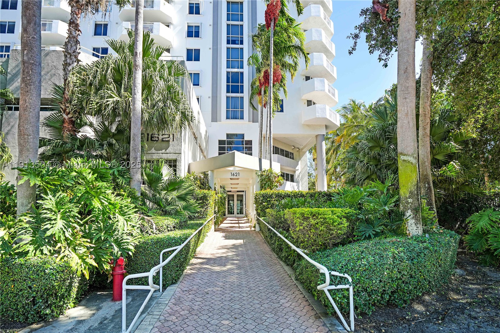 BAYVIEW PLAZA CONDO - Residential