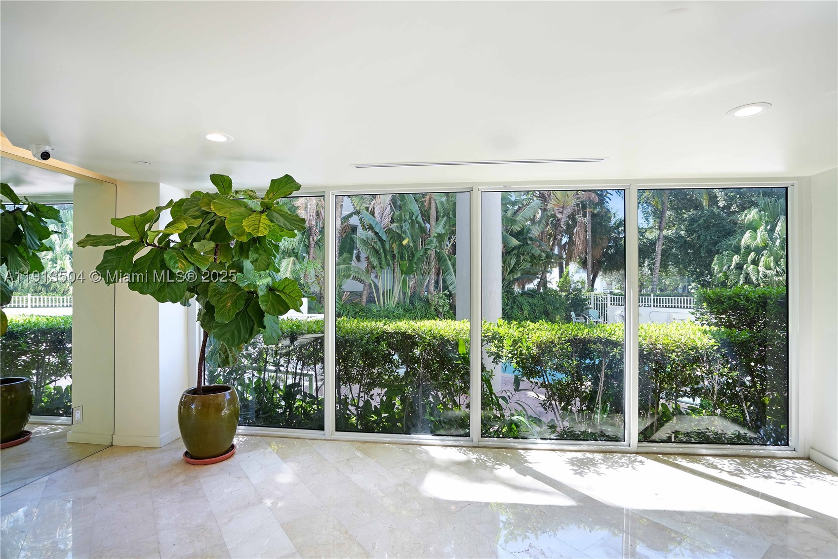 BAYVIEW PLAZA CONDO - Residential