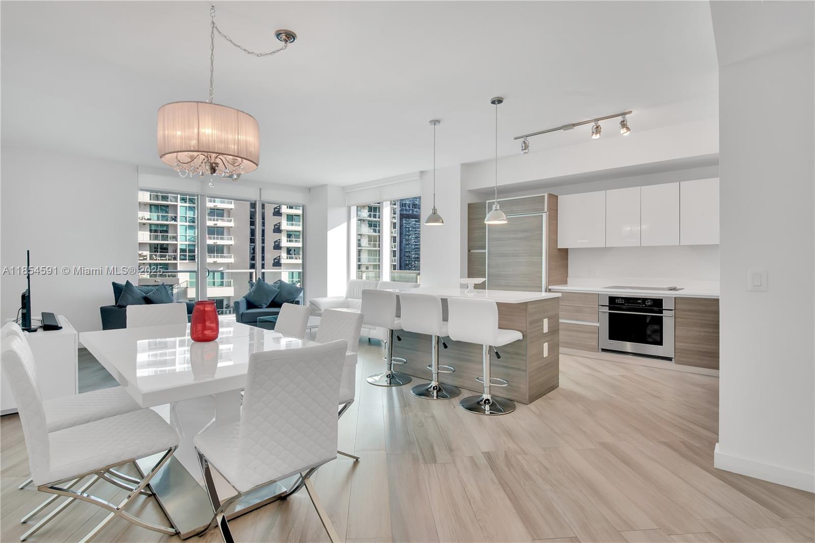 1100 MILLECENTO RESIDENCE - Residential Lease