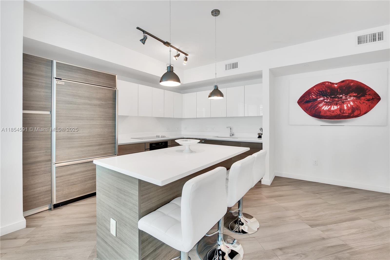 1100 MILLECENTO RESIDENCE - Residential Lease