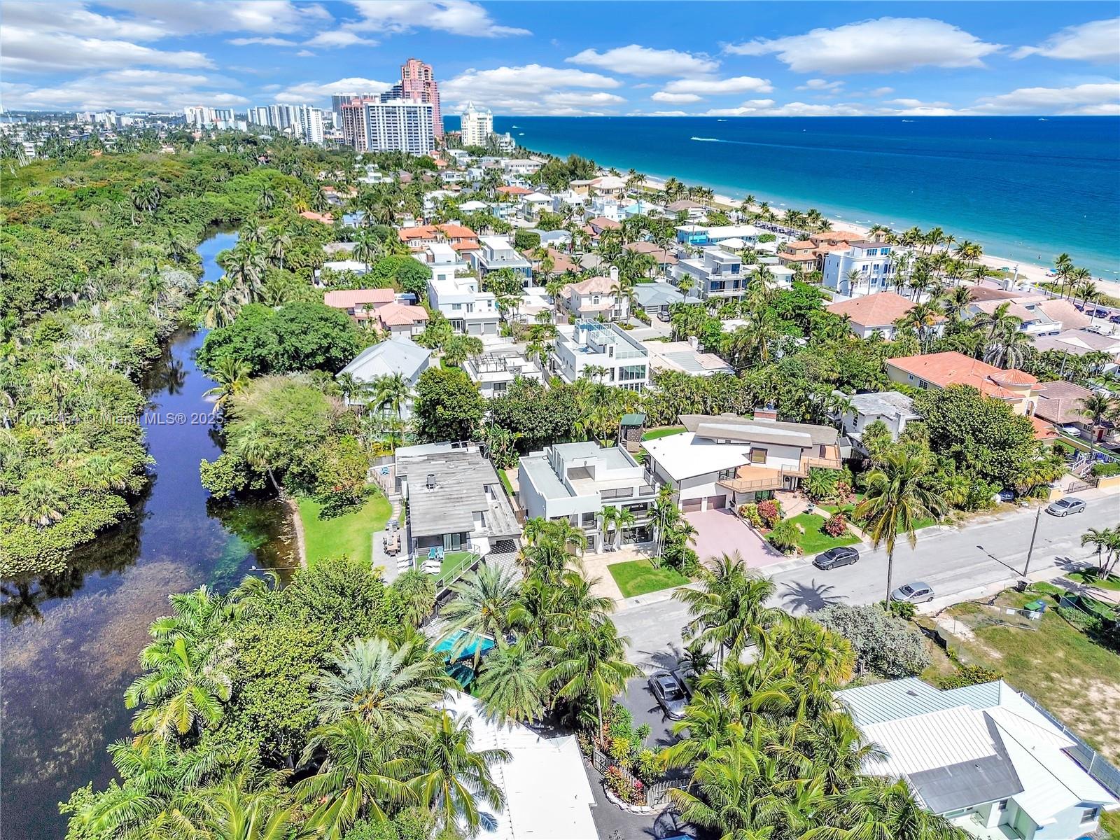LAS OLAS BY THE SEA EXT - Residential