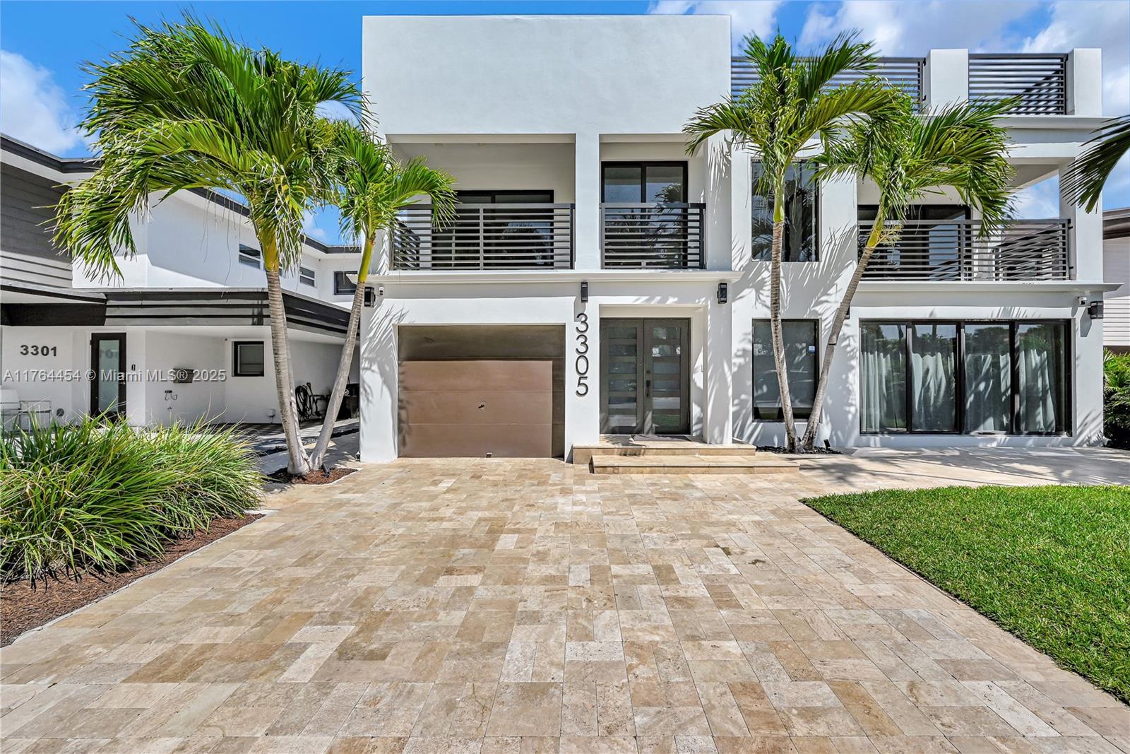 LAS OLAS BY THE SEA EXT - Residential