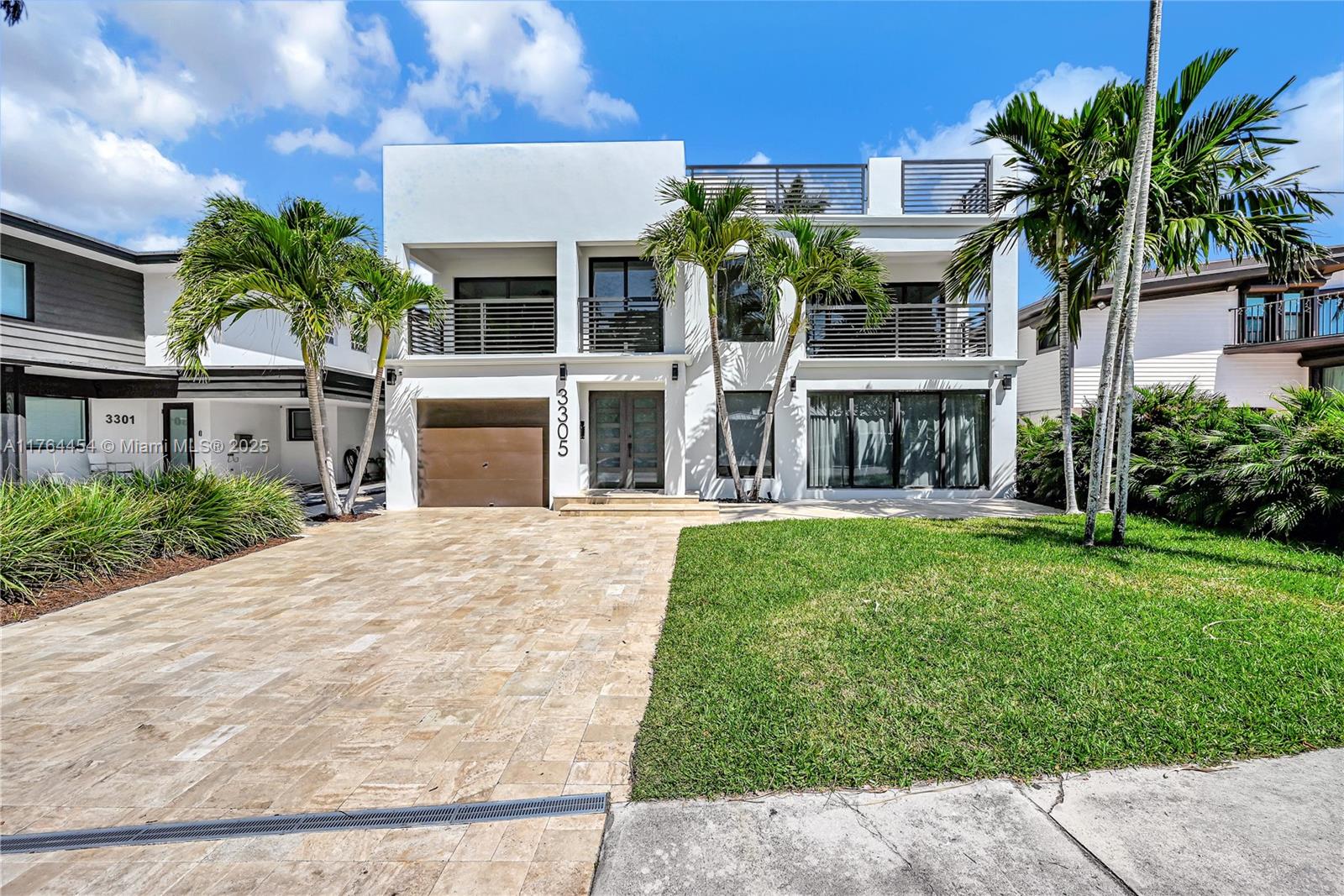 LAS OLAS BY THE SEA EXT - Residential