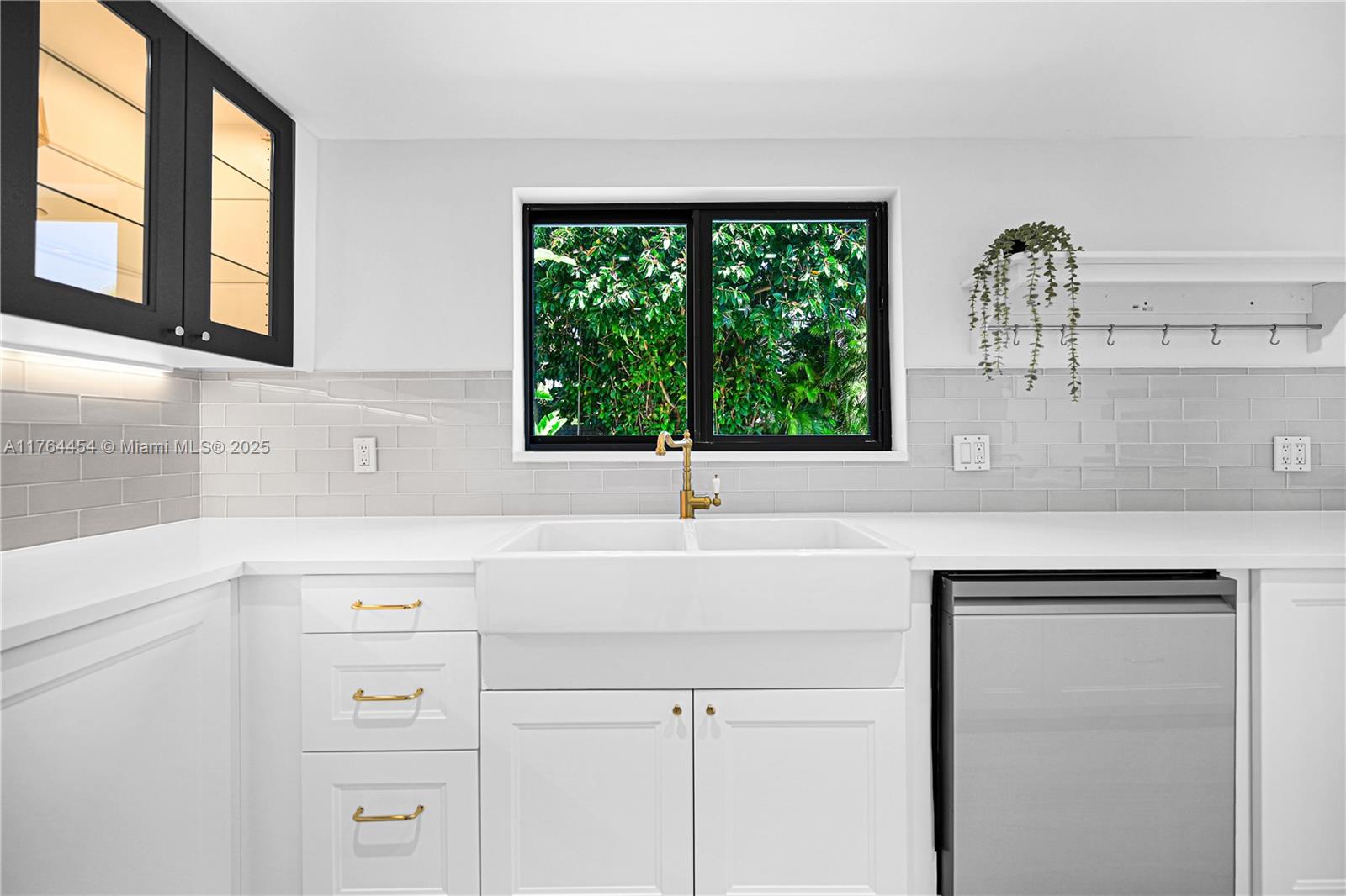 LAS OLAS BY THE SEA EXT - Residential