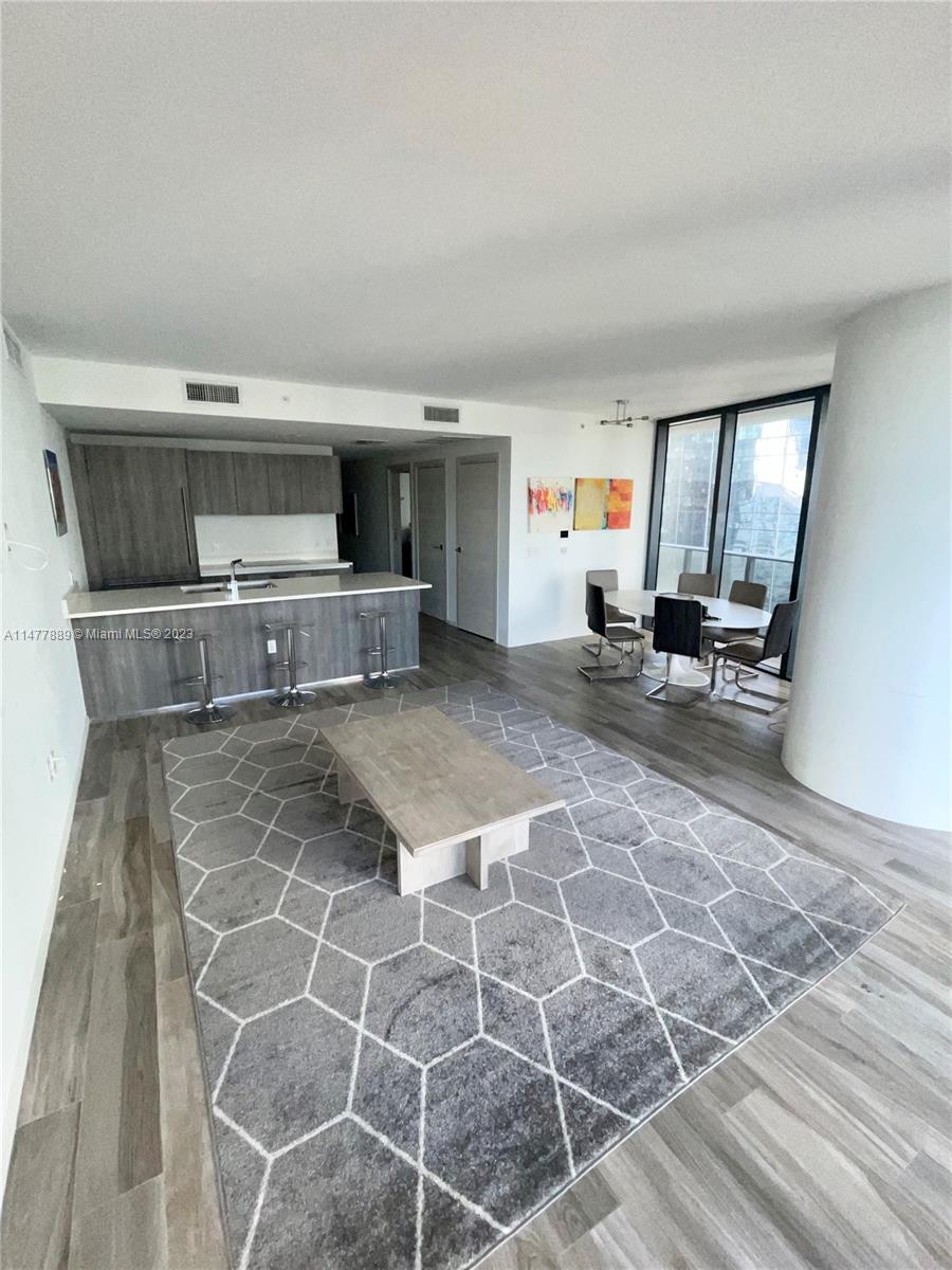 801 SMA RESIDENCES CONDO - Residential Lease