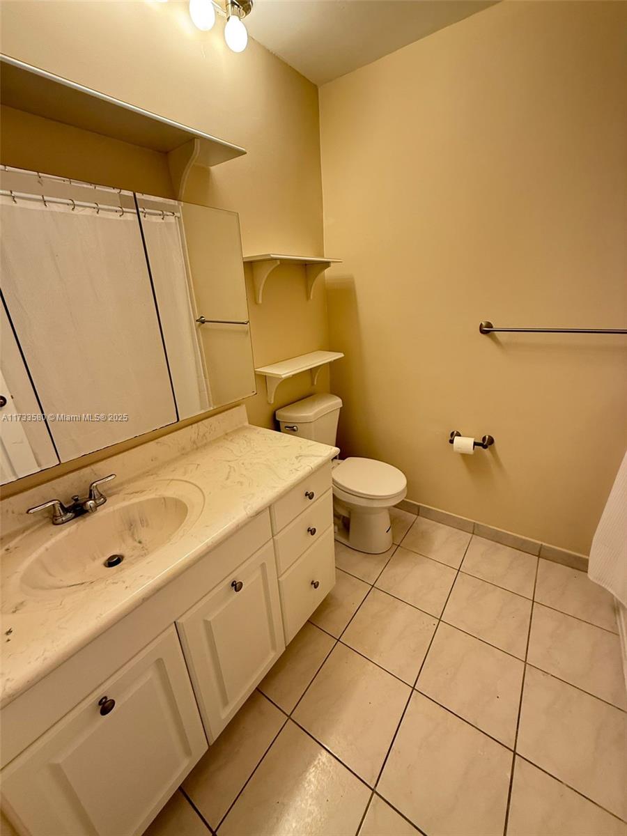 Hollywood Gardens 1 Condo - Residential Lease