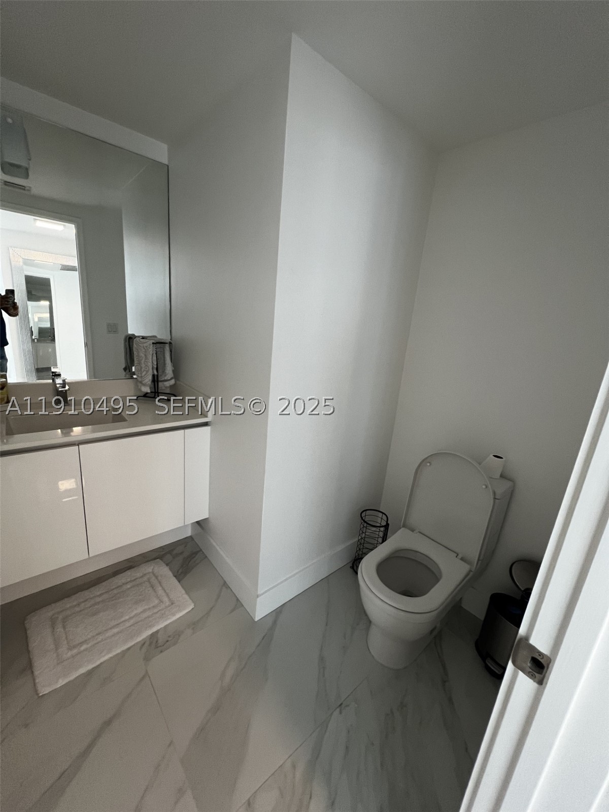 PARQUE TOWERS CONDO - Residential