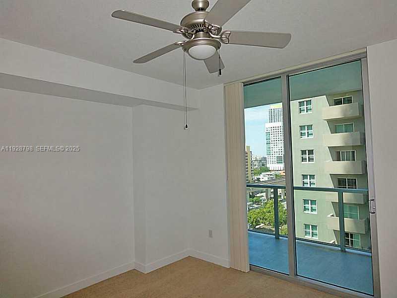 AXIS ON BRICKELL - Residential