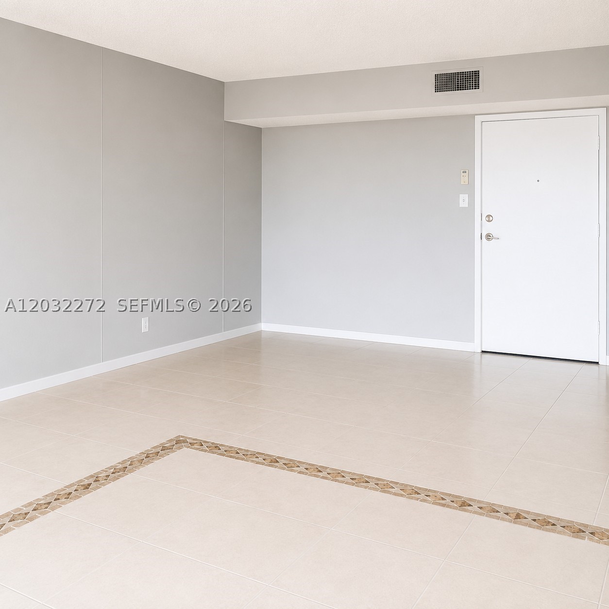 WINSTON TOWERS 700 CONDO - Residential