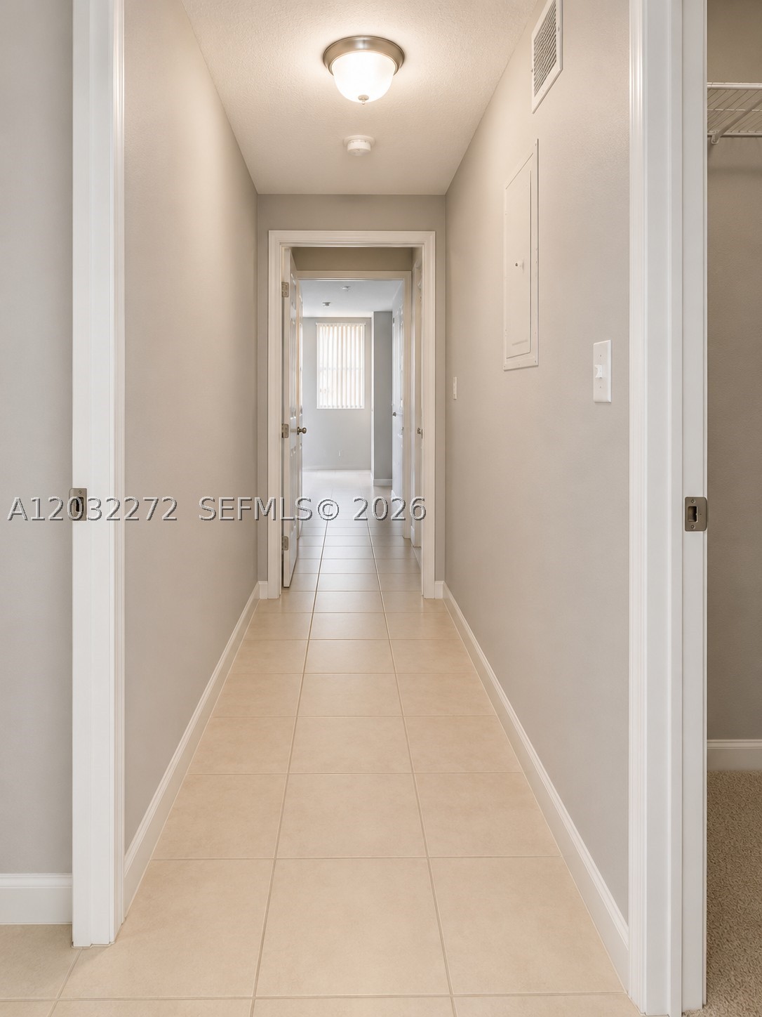 WINSTON TOWERS 700 CONDO - Residential