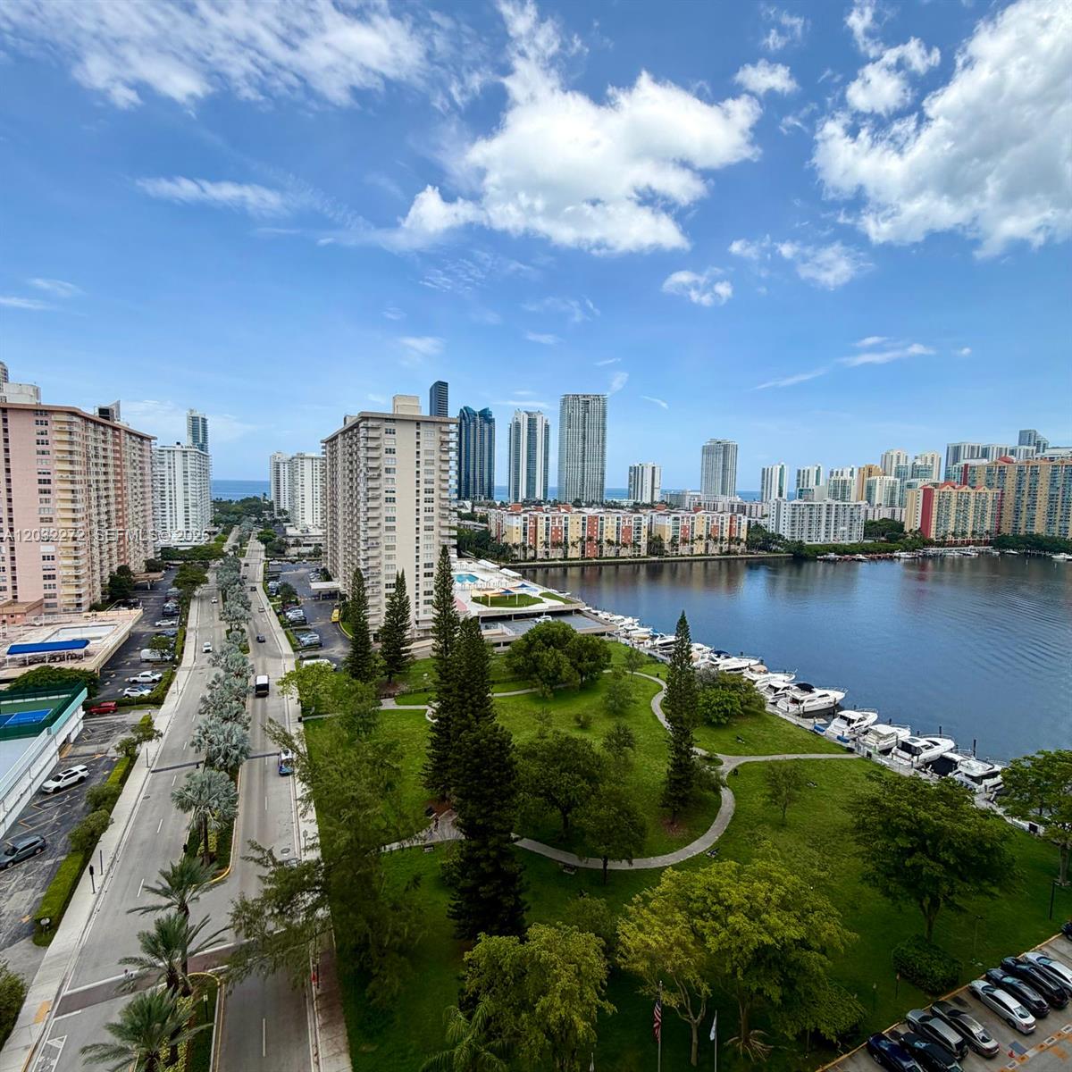 WINSTON TOWERS 700 CONDO - Residential