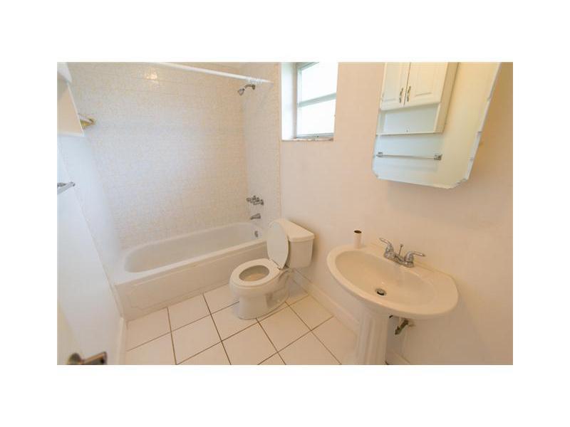 MARK MANOR PINES SEC 2 - Residential Lease