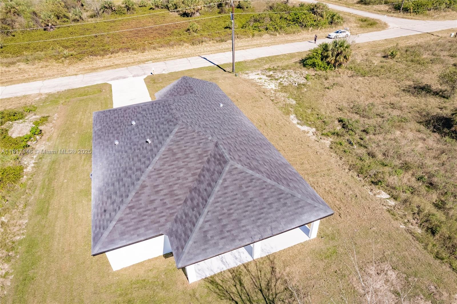 BANYAN VILLAGE - Residential