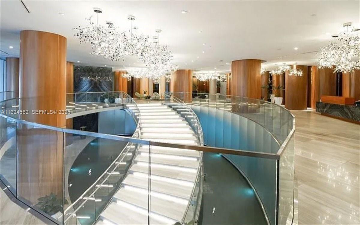 ARIA ON THE BAY CONDO - Residential
