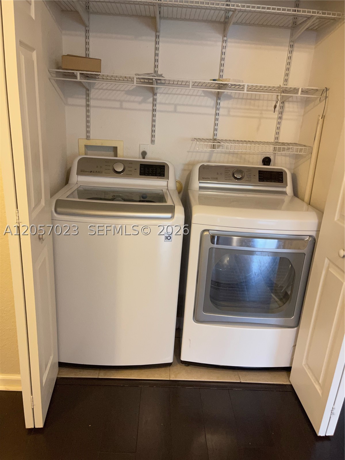 QUANTUM PARK TOWNHOMES - Residential Lease