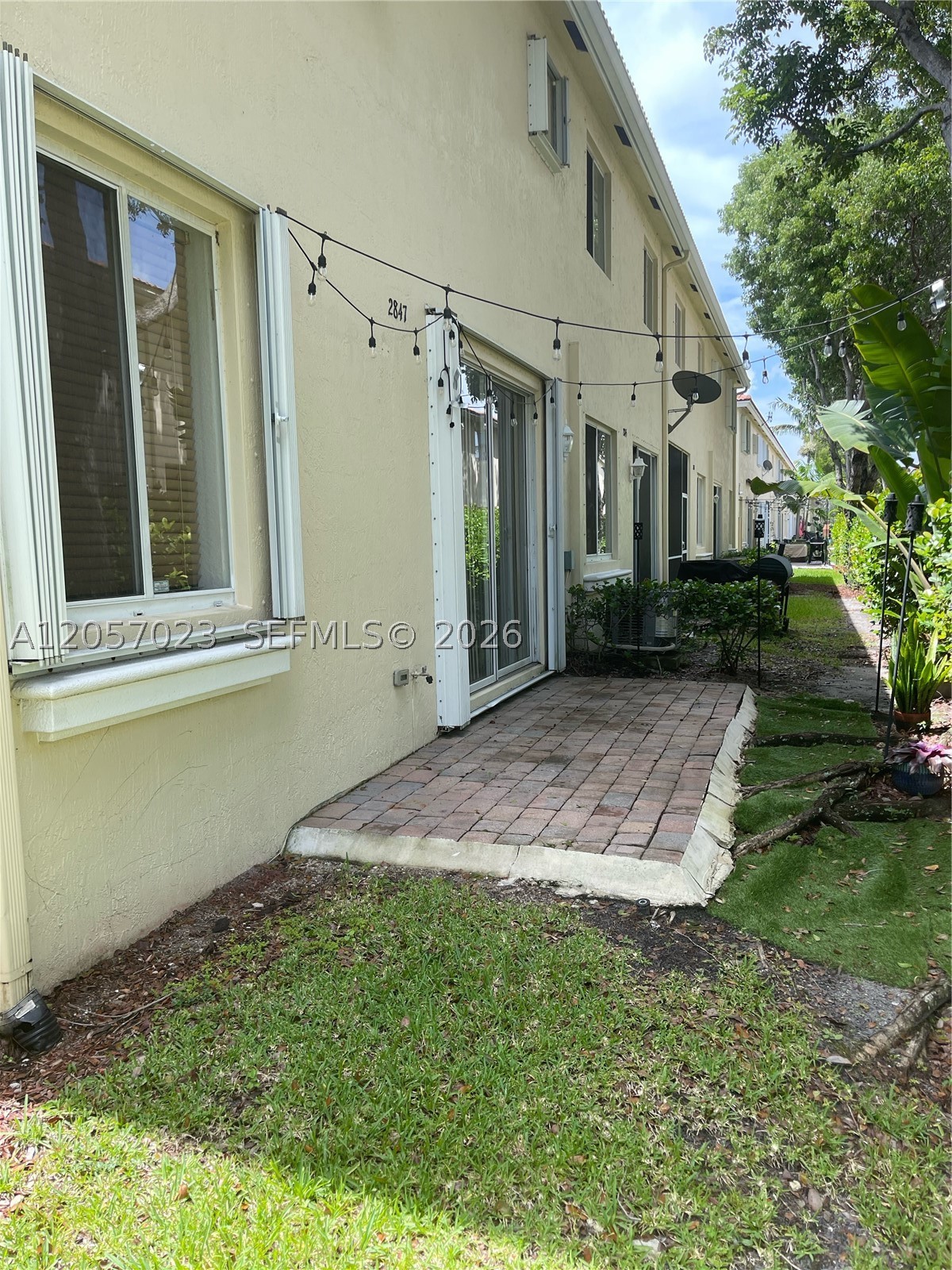 QUANTUM PARK TOWNHOMES - Residential Lease