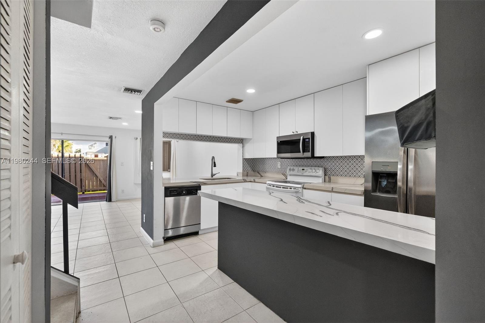 Woodland Cove - Residential