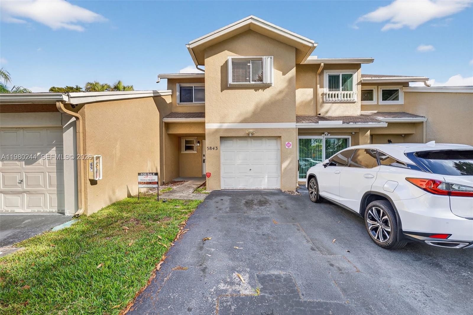 Woodland Cove - Residential