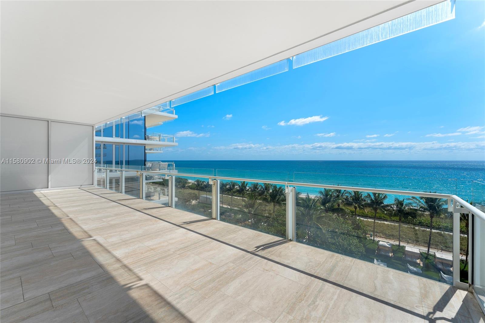 SURF CLUB CONDO - Residential