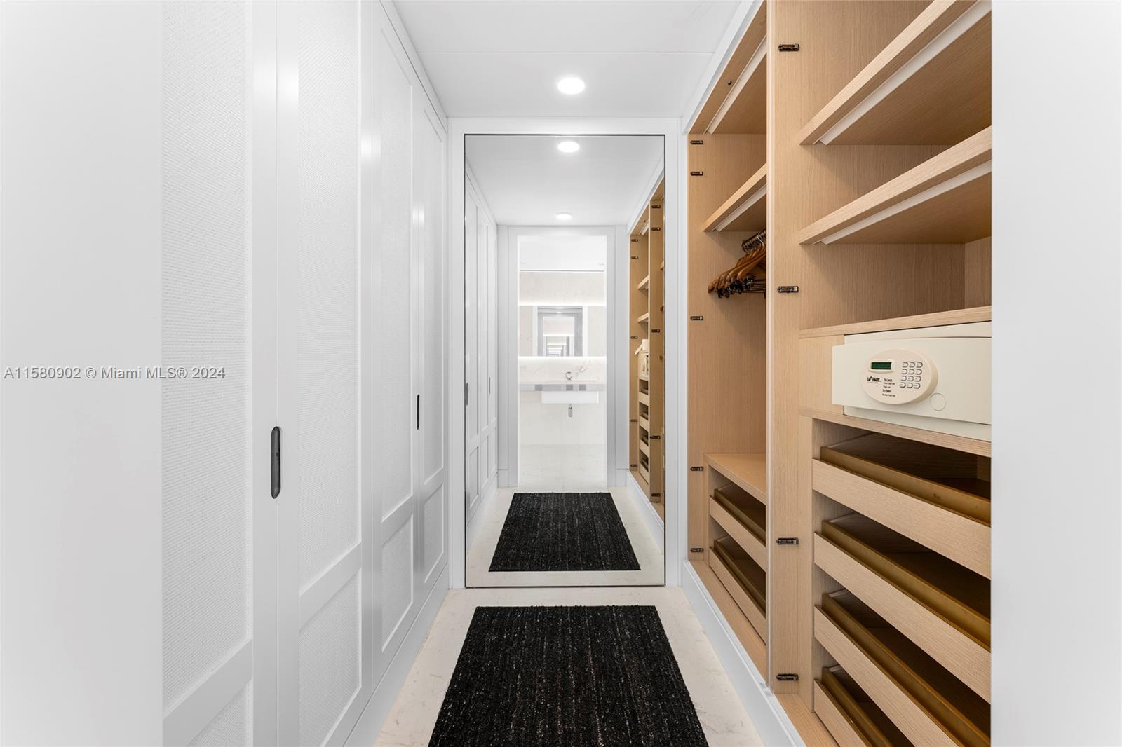 SURF CLUB CONDO - Residential
